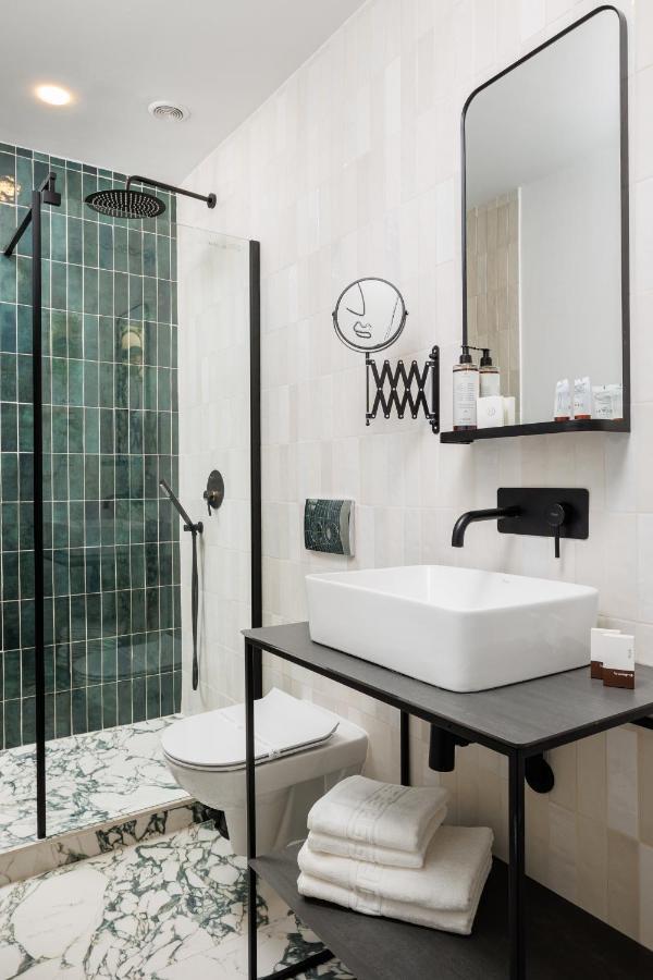 Aries' Collection Luxury Suites Брашов Экстерьер фото